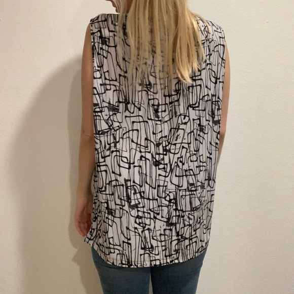 Abstract Top - Picture 4 of 4